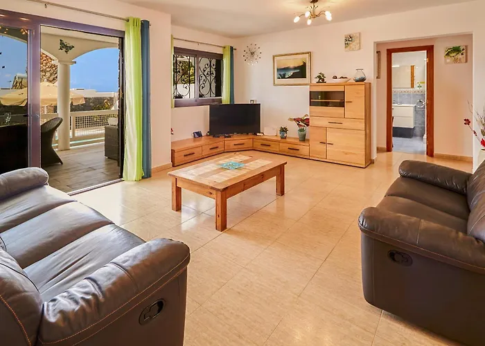 Del Sol - Lh133 By Now Ltd * Playa Blanca (Lanzarote)